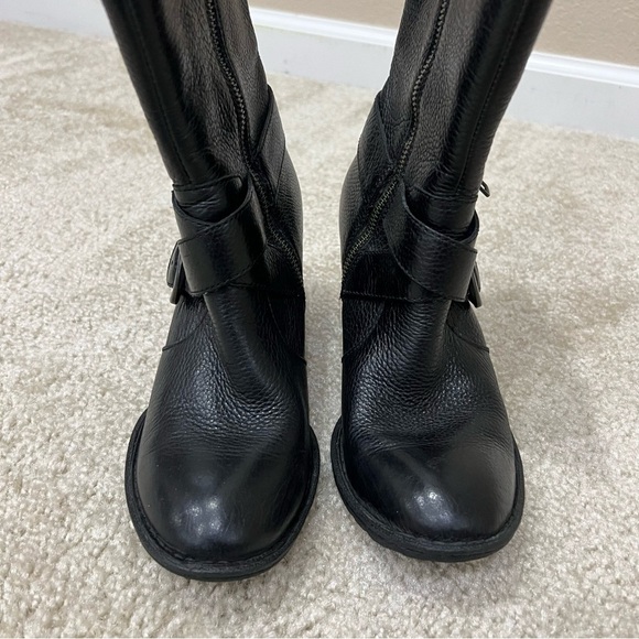 Born Women’s Black Leather Zip Heeled Boots Size 7, 38 D17303 Side Zip, - Picture 5 of 16